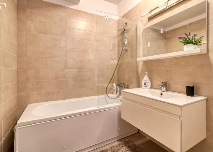 Urban Oasis Near Herastrau Park