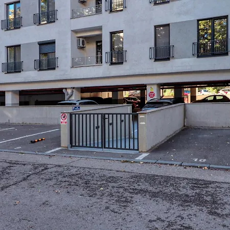 Urban Oasis Near Herastrau Park Apartamento Bucarest