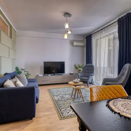 Urban Oasis Near Herastrau Park *