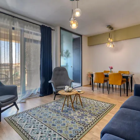 Urban Oasis Near Herastrau Park *